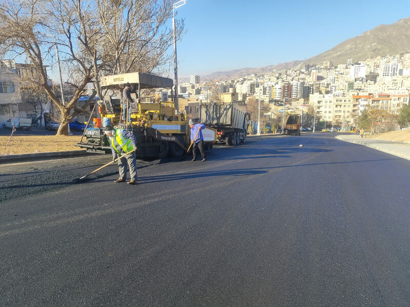 روکش مکانیزه آسفالت رینگ ۳۰ متری اسلامآباد انجام شد