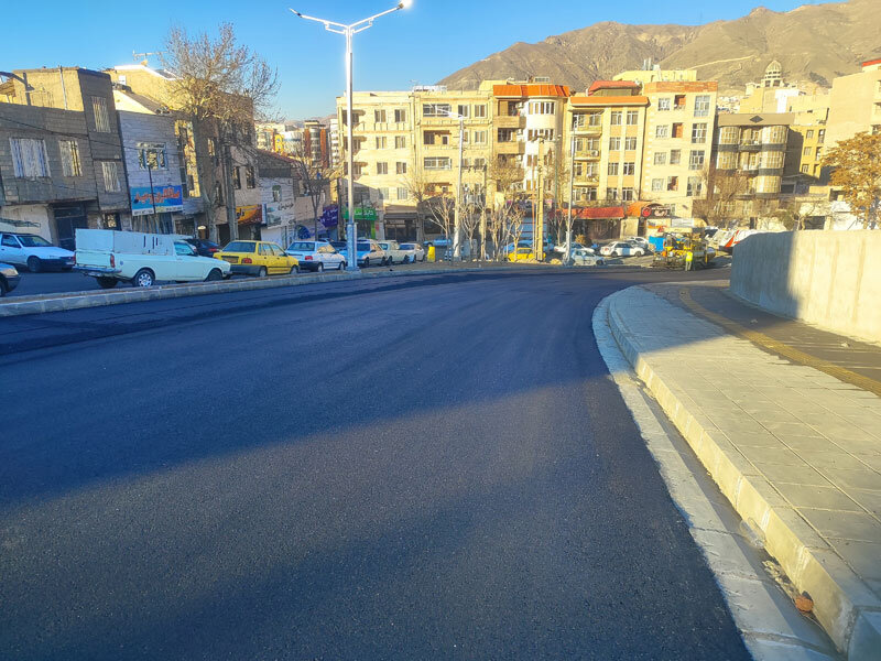 روکش مکانیزه آسفالت رینگ ۳۰ متری اسلام‌آباد انجام شد