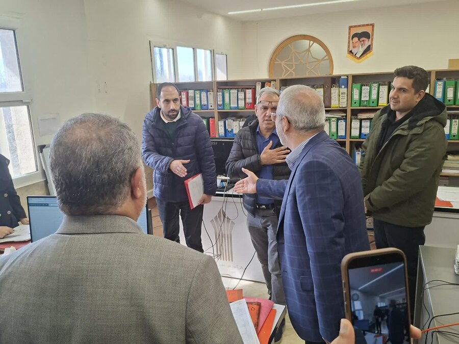 "کیانی" سرزده به محل استقرار موقت شهرداری منطقه ۱ رفت/ احداث ساختمان جدید در ماههای آینده